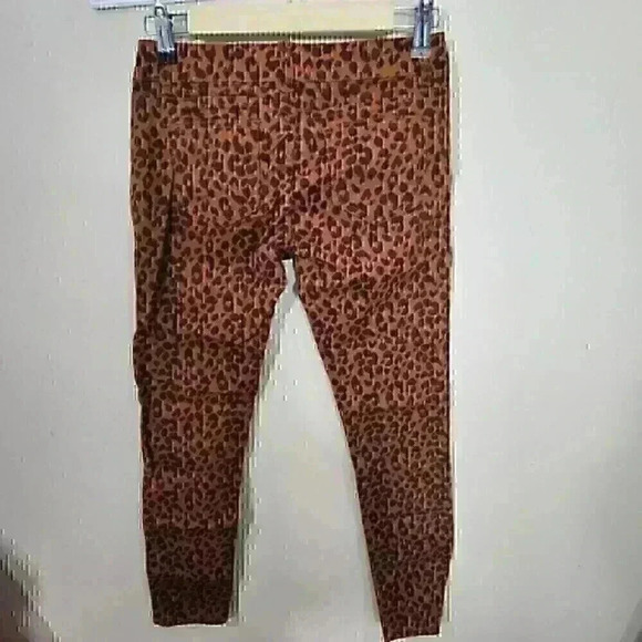 7085 Mechanics jeans by zenana rust orange cheetah skinny jeans size small - Picture 6 of 7